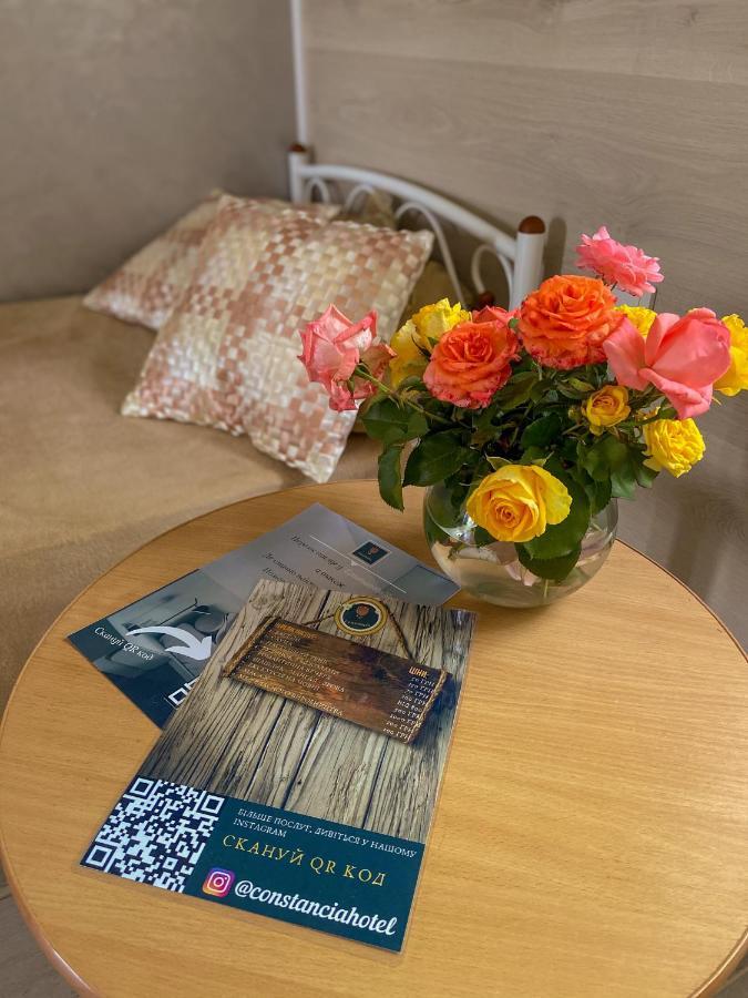 Constancia Otel Kamyanets-Podilski Dış mekan fotoğraf