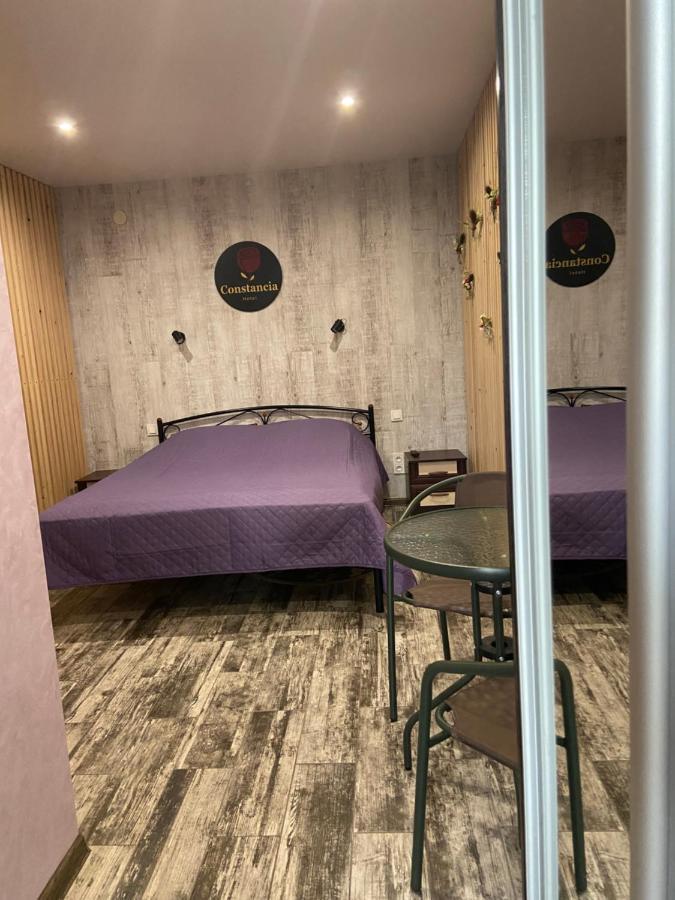 Constancia Otel Kamyanets-Podilski Dış mekan fotoğraf