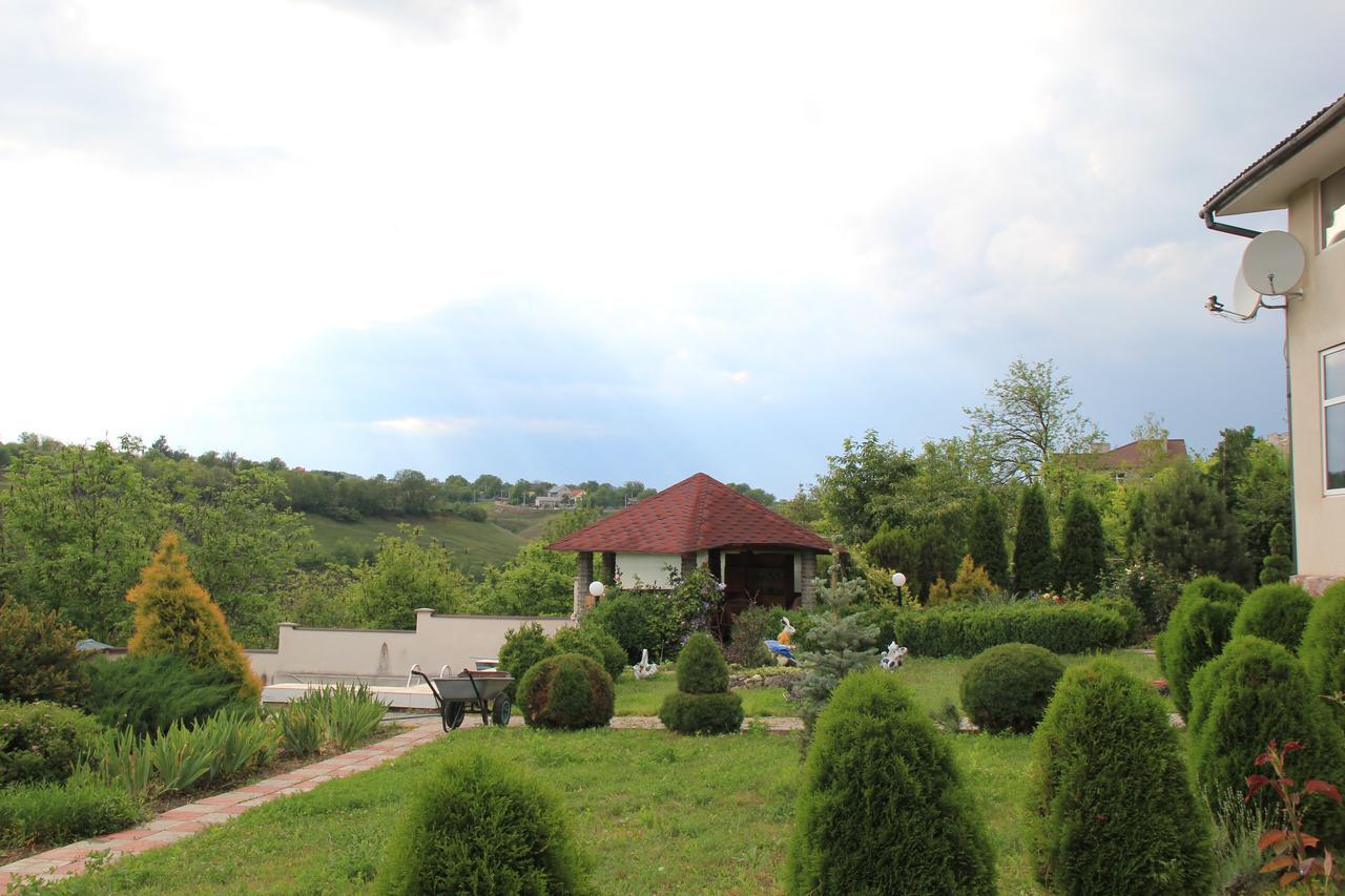 Constancia Otel Kamyanets-Podilski Dış mekan fotoğraf