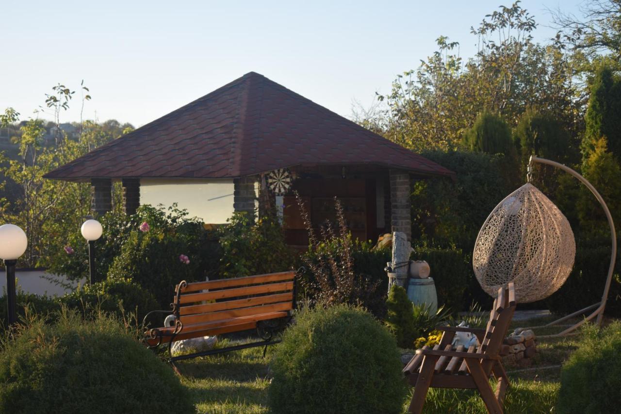 Constancia Otel Kamyanets-Podilski Dış mekan fotoğraf